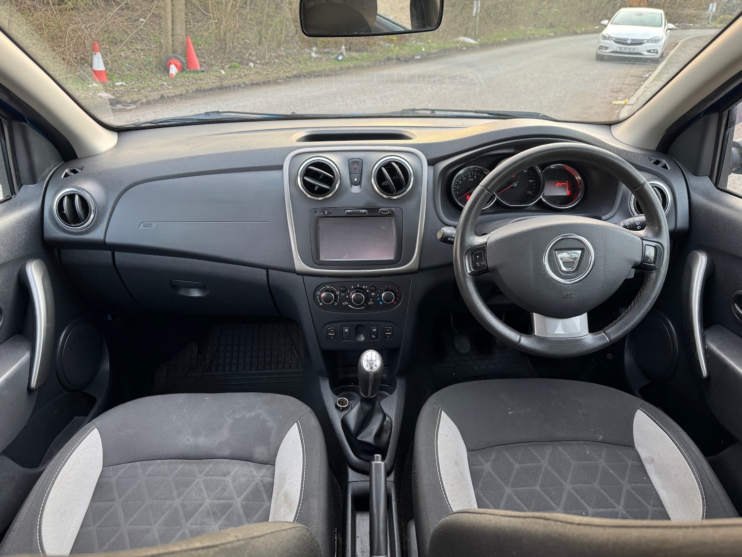 Used Dacia Sandero Stepway 2015 for sale - 77983831: Photo 13