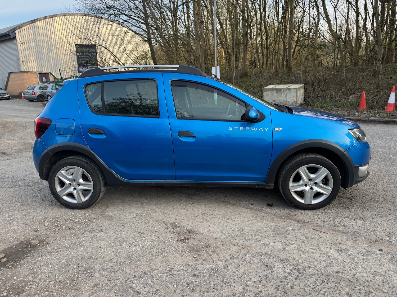 Used Dacia Sandero Stepway 2015 for sale - 77983831: Photo 8