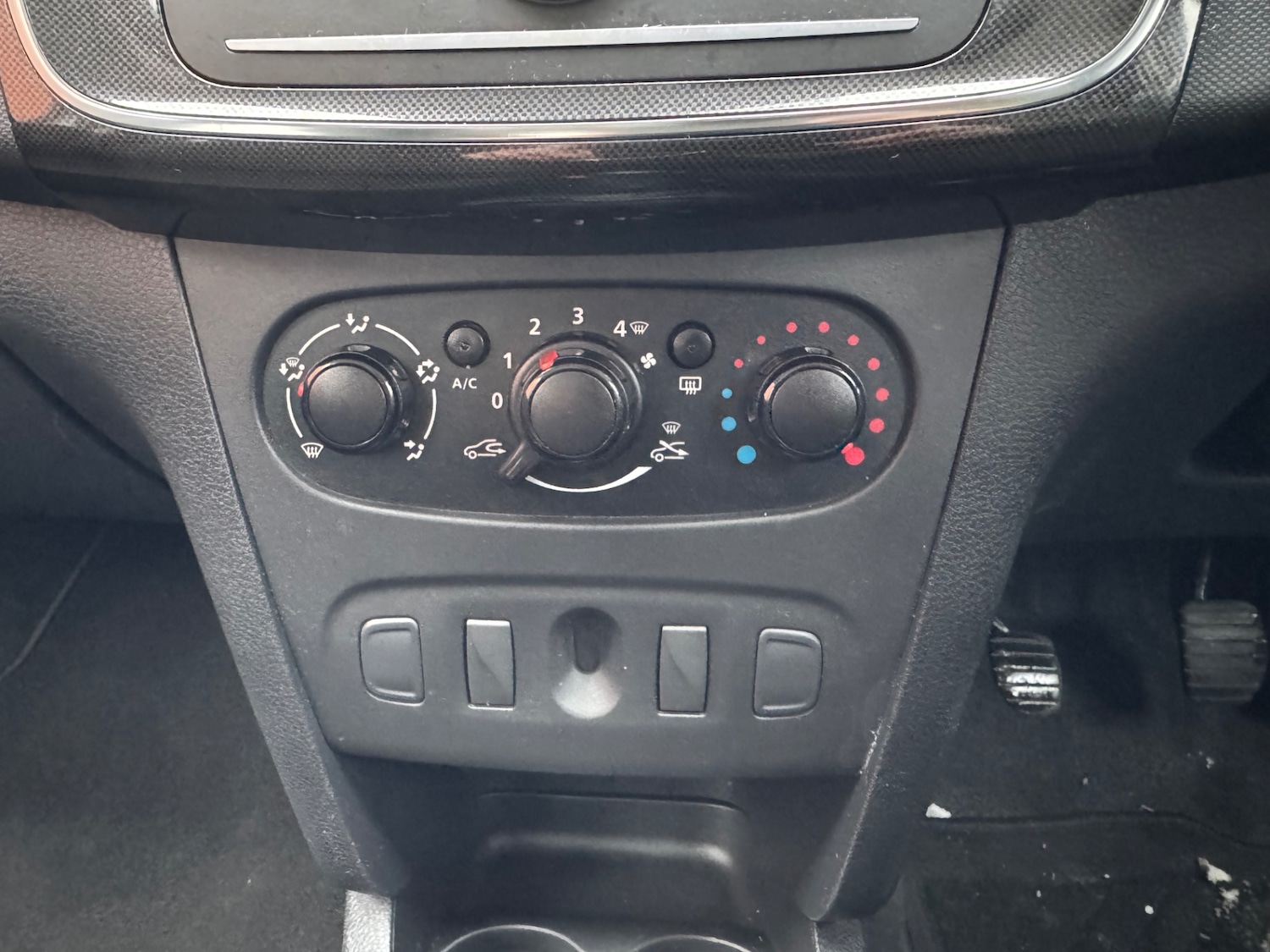 Used Dacia Sandero 2020 for sale - 77129885: Photo 16