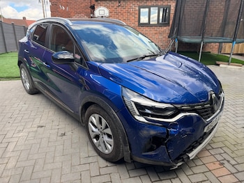 Used Renault Captur 2021 for sale - 78572609: Photo