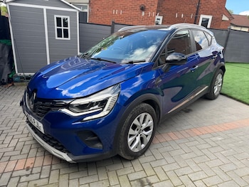 Used Renault Captur 2021 for sale - 78572609: Photo