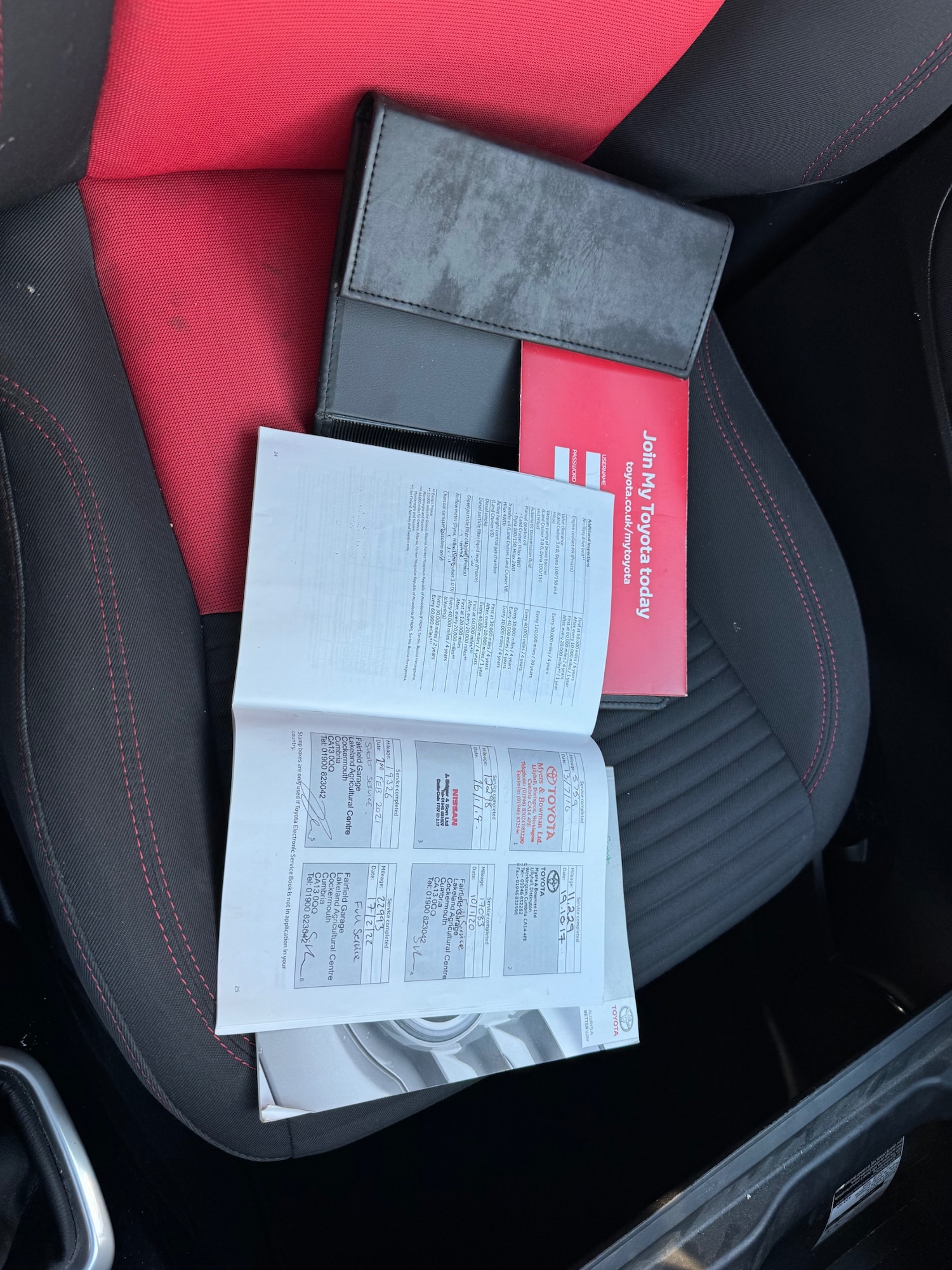 Used Toyota Yaris 2015 for sale - 76848919: Photo 16