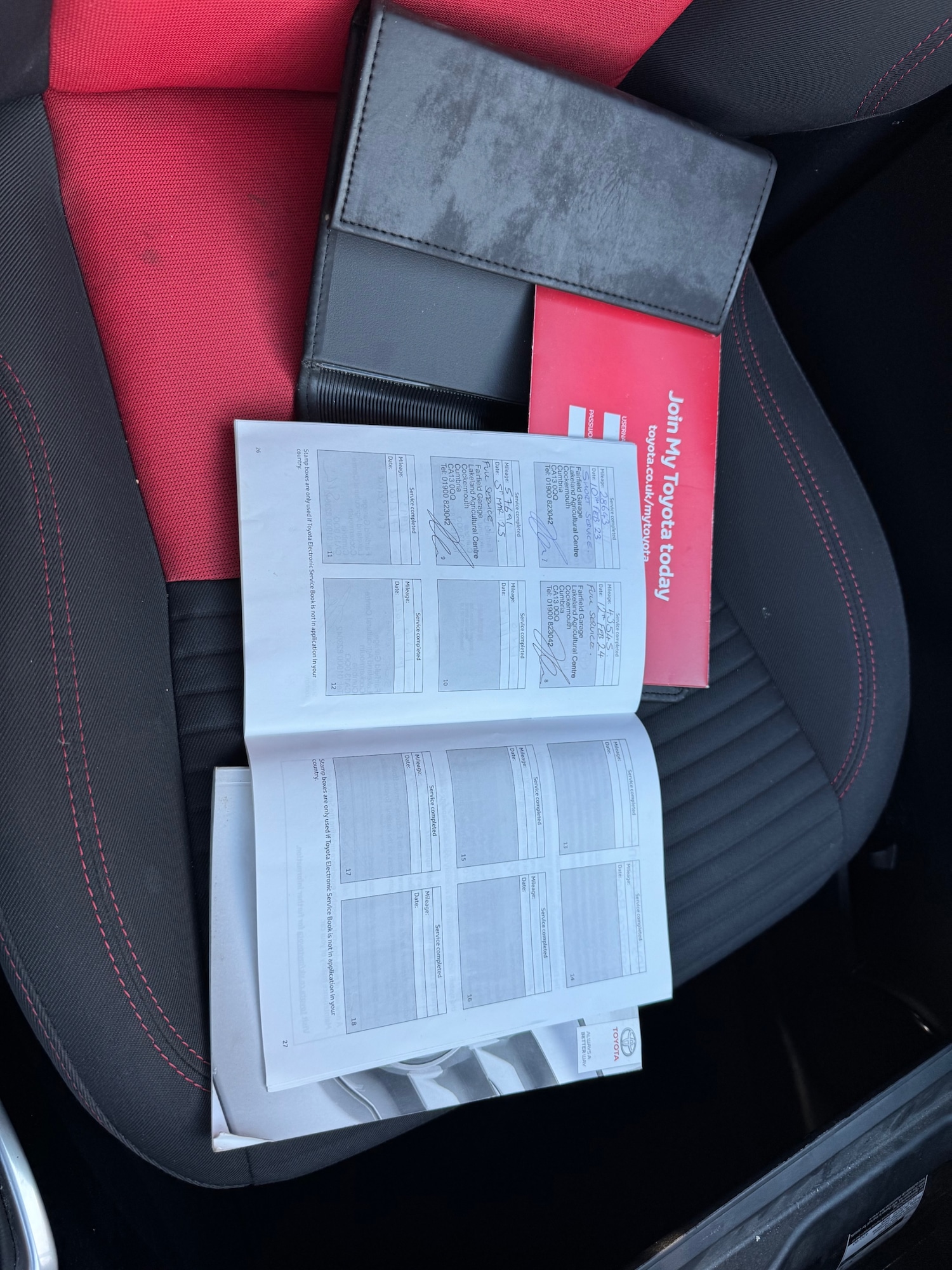 Used Toyota Yaris 2015 for sale - 76848919: Photo 17