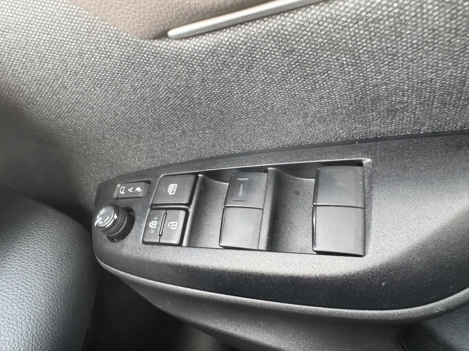 Used Toyota Yaris Cross 2022 for sale - 77852675: Photo 17