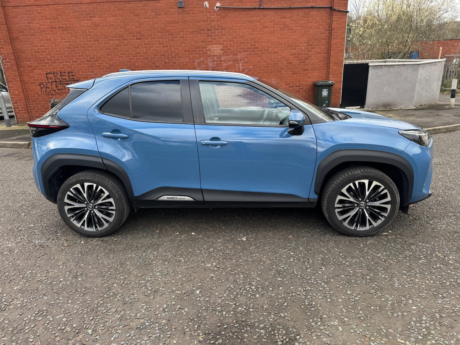 Used Toyota Yaris Cross 2022 for sale - 77852675: Photo 8