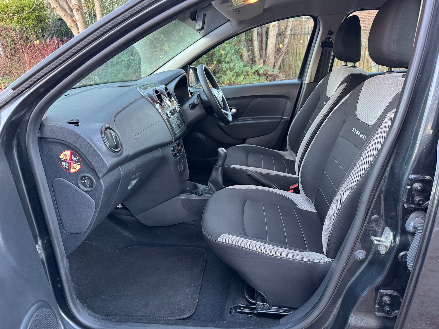 Used Dacia Sandero Stepway 2020 for sale - 76649773: Photo 10