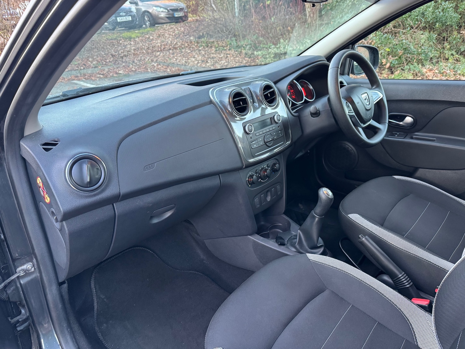 Used Dacia Sandero Stepway 2020 for sale - 76649773: Photo 11