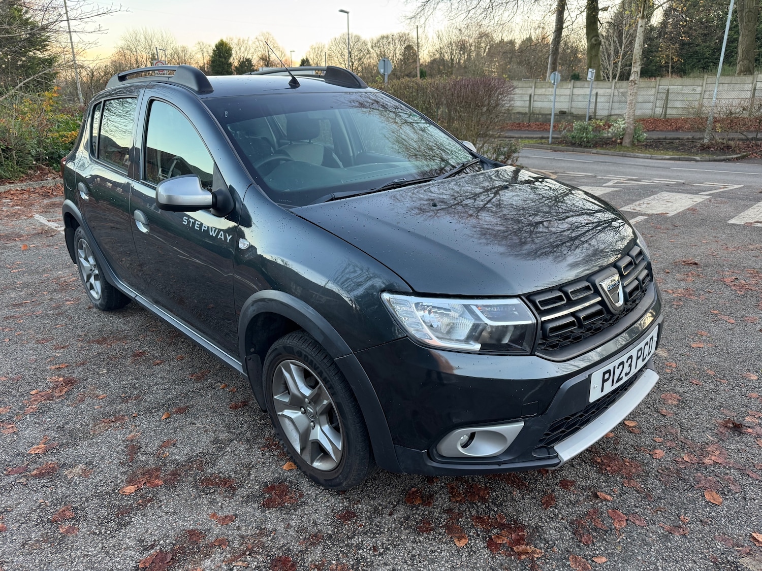 Used Dacia Sandero Stepway 2020 for sale - 76649773: Photo 3