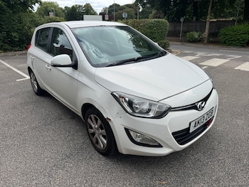 Used Hyundai i20 2013 for sale - 75659572: Photo