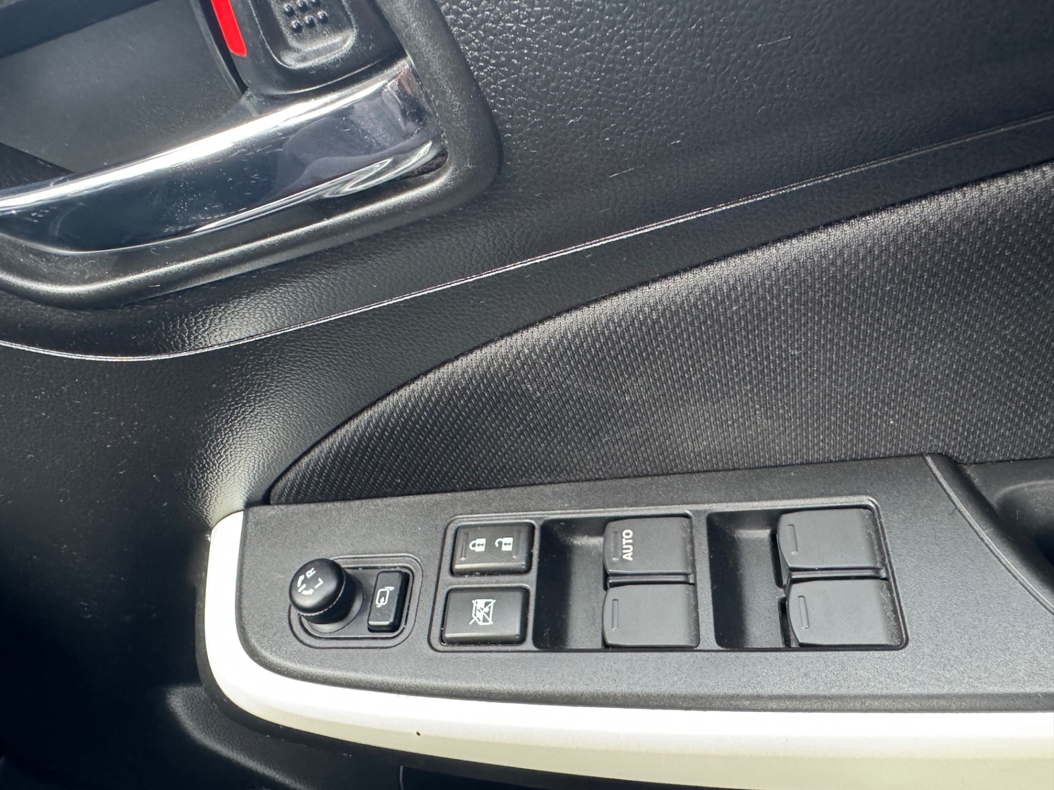 Used Suzuki Swift 2017 for sale - 77490248: Photo 15