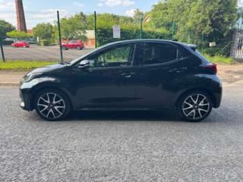 Used Toyota Yaris 2021 for sale - 74910085: Photo