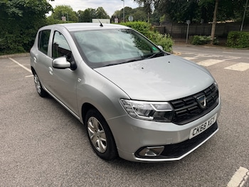 Used Dacia Sandero 2018 for sale - 79296377: Photo