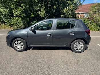 Used Dacia Sandero 2020 for sale - 79399777: Photo