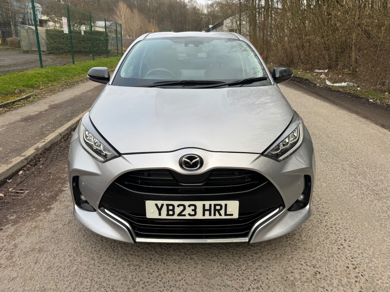 Used Mazda Mazda2 HYBRID 2023 for sale - 77852679: Photo 2