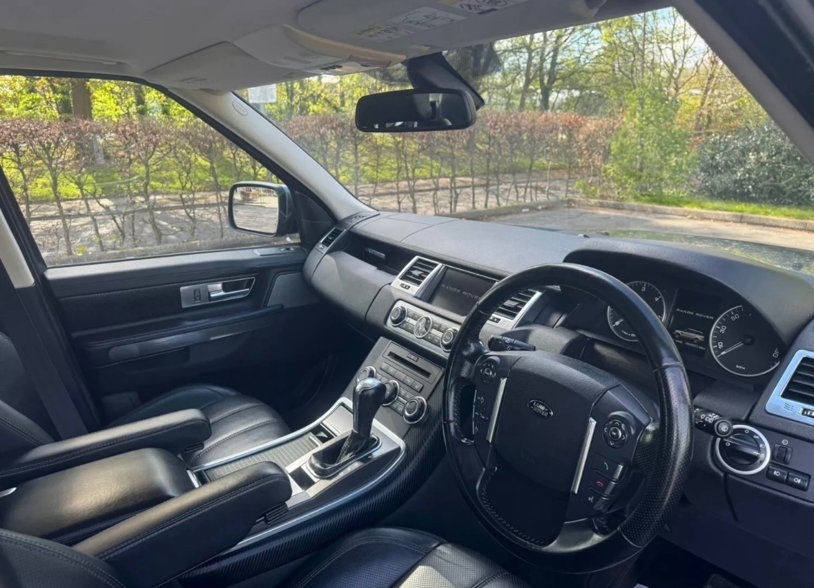 Used Land Rover Range Rover Sport 2009 for sale - 76664960: Photo 9