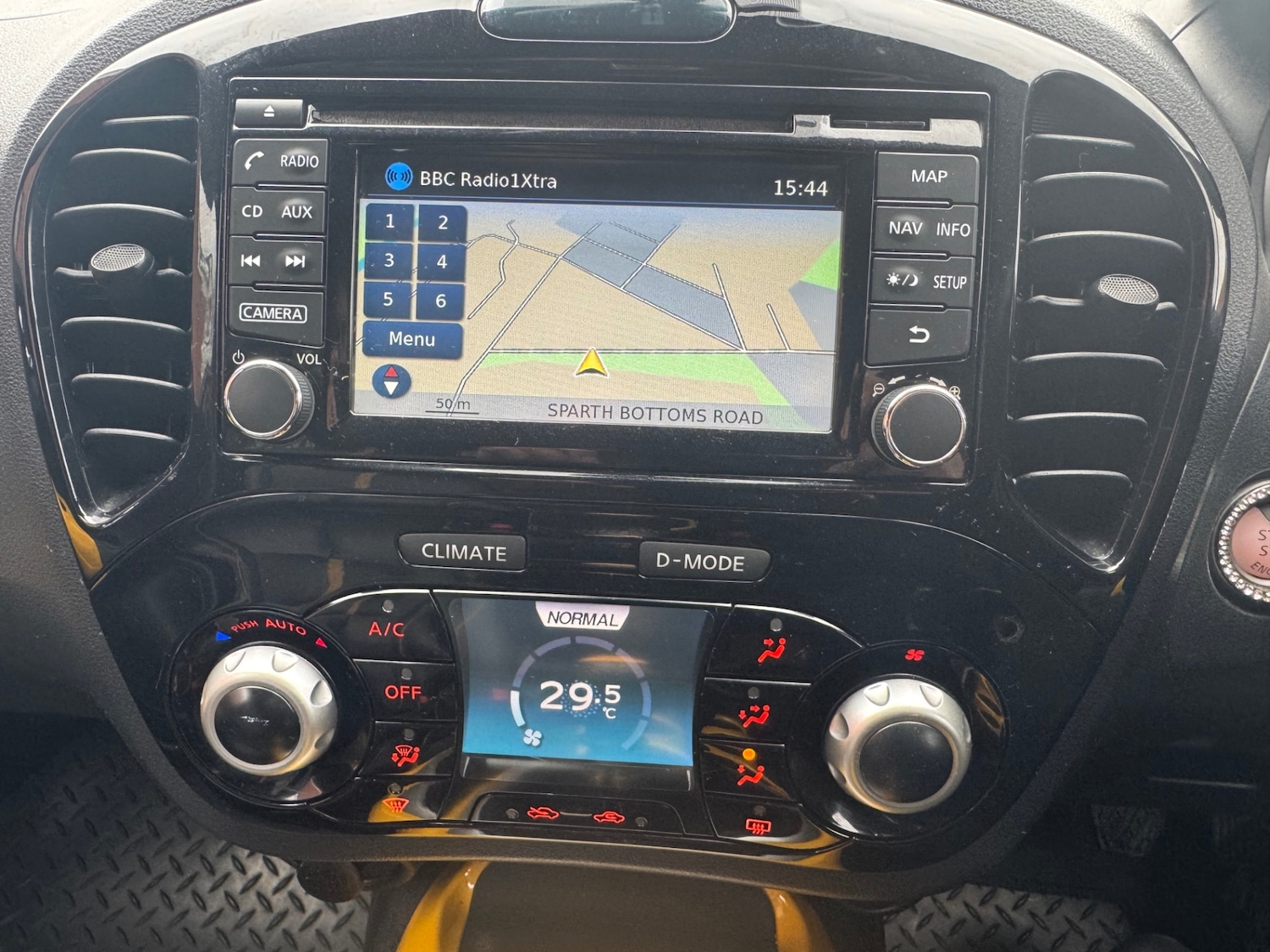 Used Nissan Juke 2017 for sale - 78099062: Photo 17