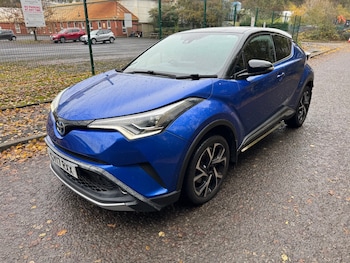 Used Toyota C-HR 2017 for sale - 76541628: Photo