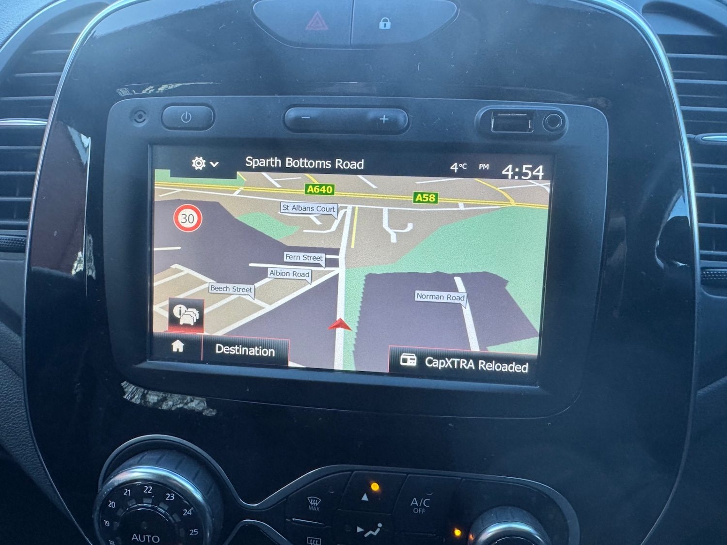 Used Renault Captur 2017 for sale - 77709216: Photo 17