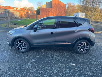 Used Renault Captur 2017 for sale - 77709216: Photo