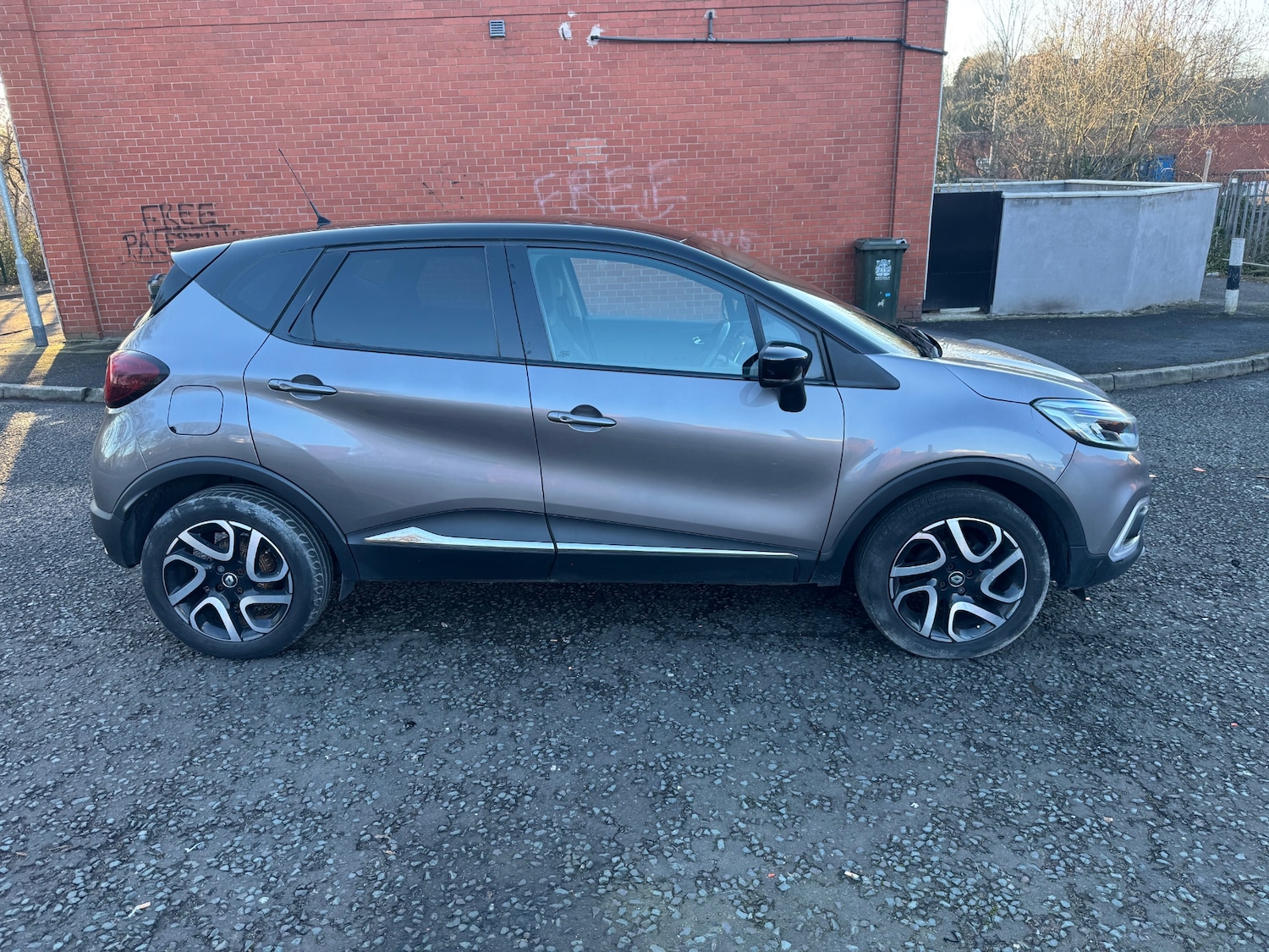 Used Renault Captur 2017 for sale - 77709216: Photo 8