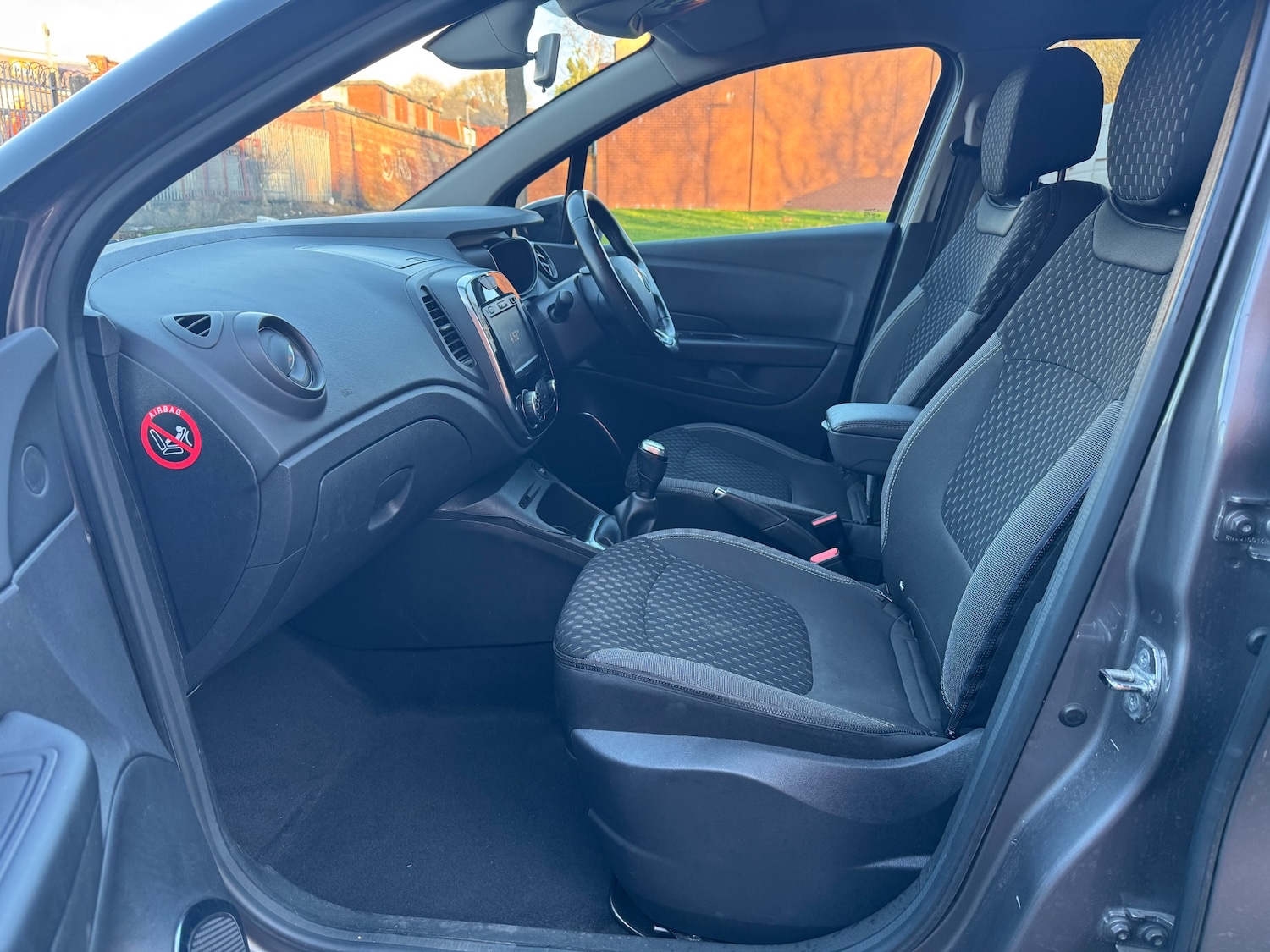 Used Renault Captur 2017 for sale - 77709216: Photo 9