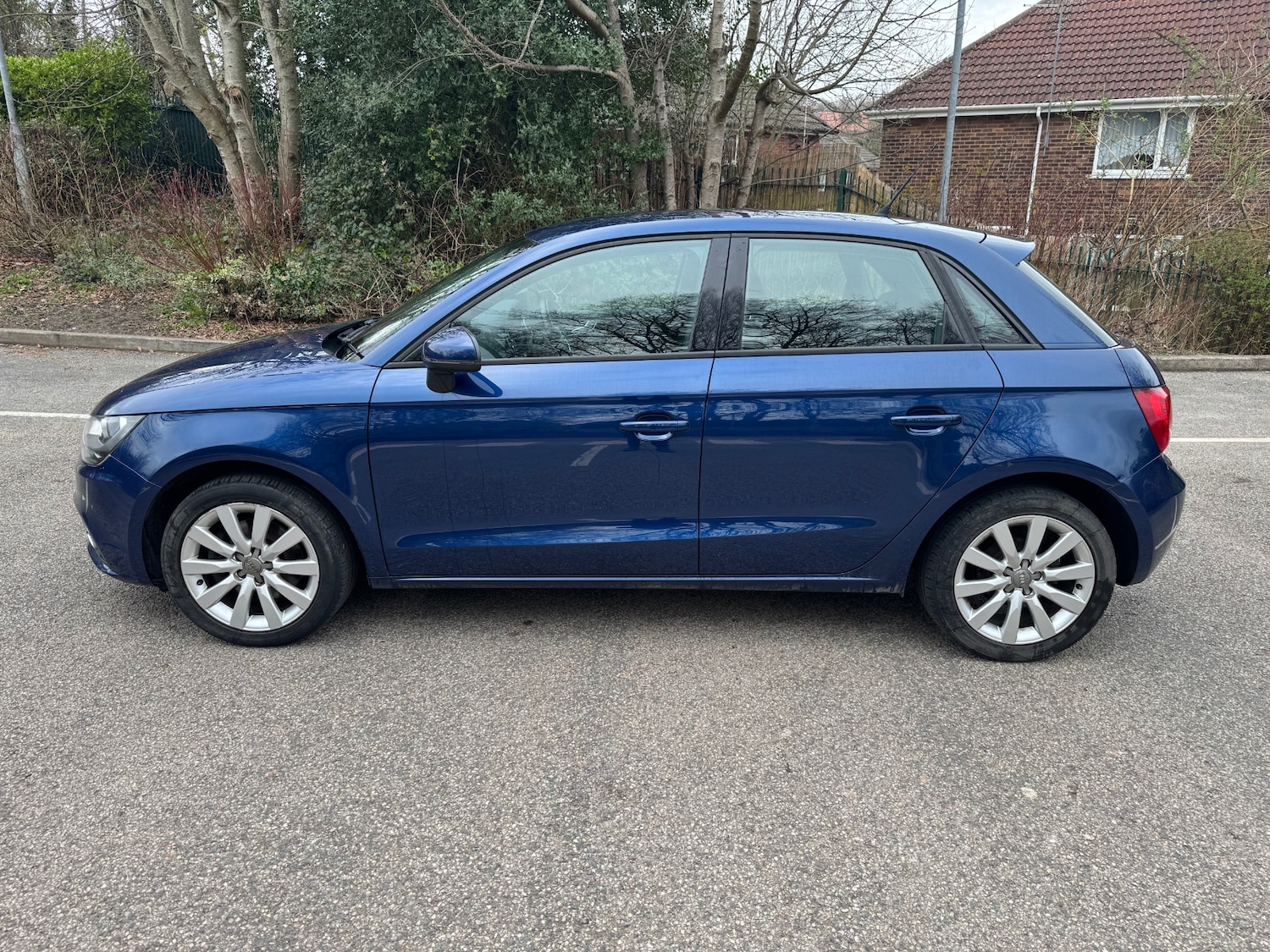 Used Audi A1 2013 for sale - 77983806: Photo 4