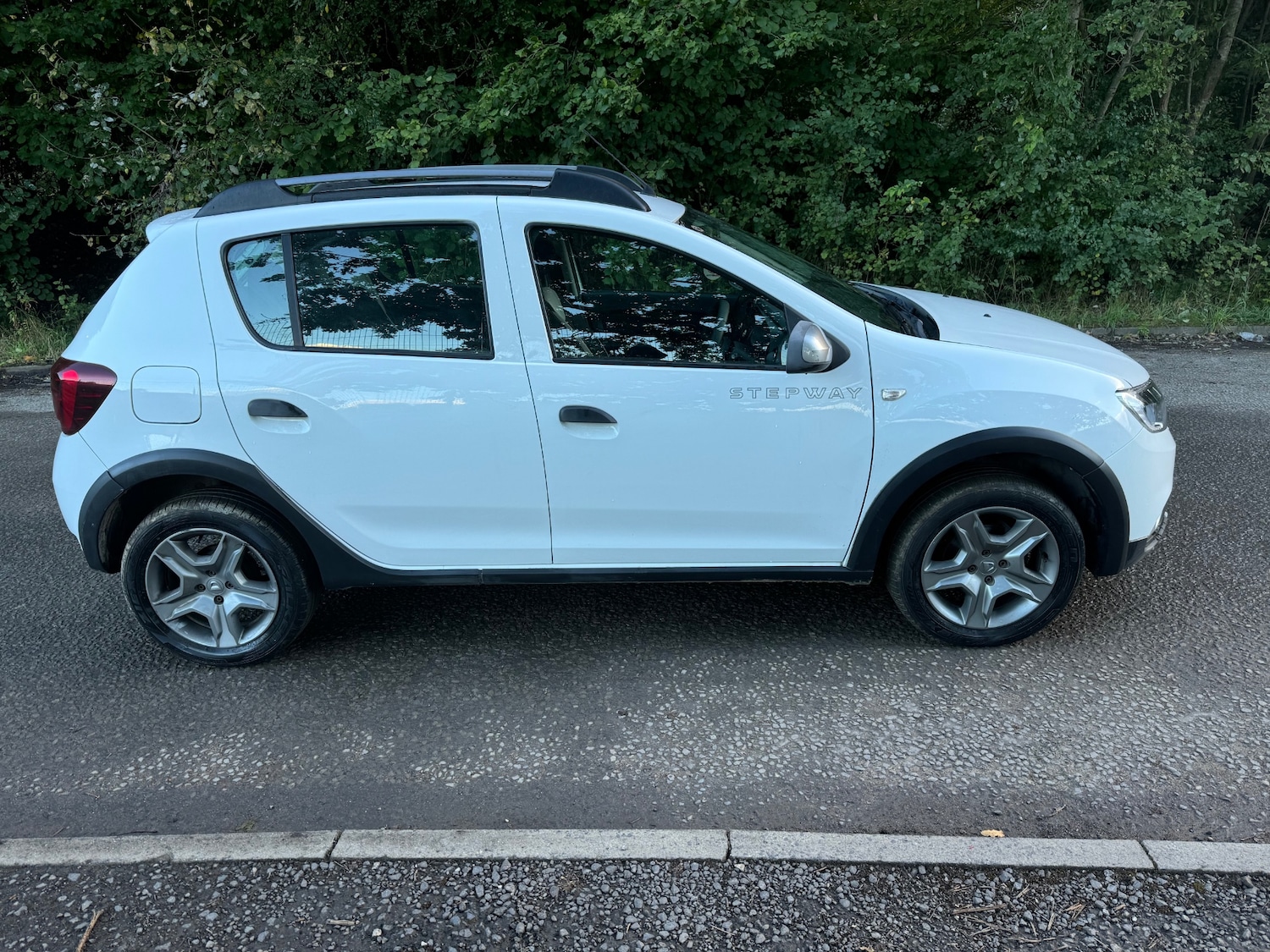 Used Dacia Sandero Stepway 2020 for sale - 76246470: Photo 8