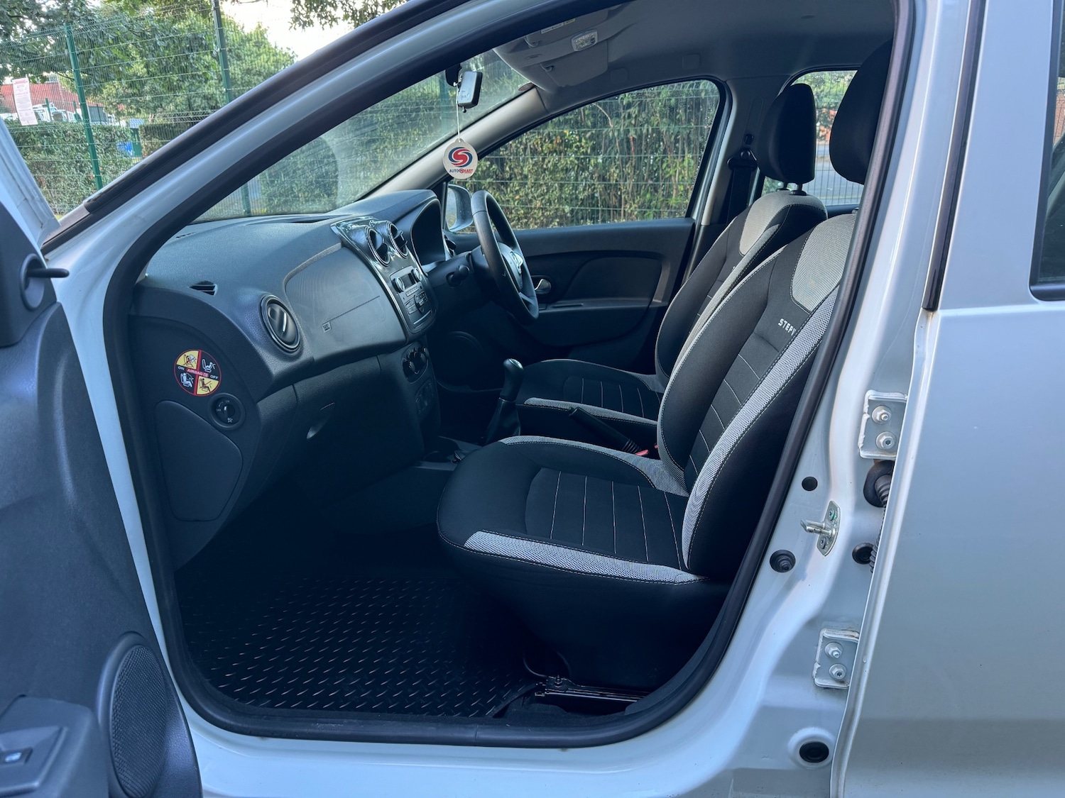 Used Dacia Sandero Stepway 2020 for sale - 76246470: Photo 9