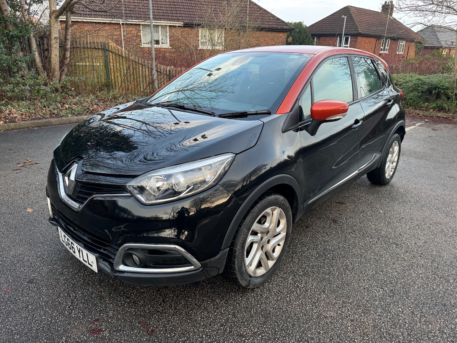 Used Renault Captur 2016 for sale - 77030049: Photo 3