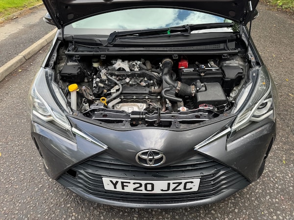 Used Toyota Yaris 2020 for sale - 75530274: Photo 15