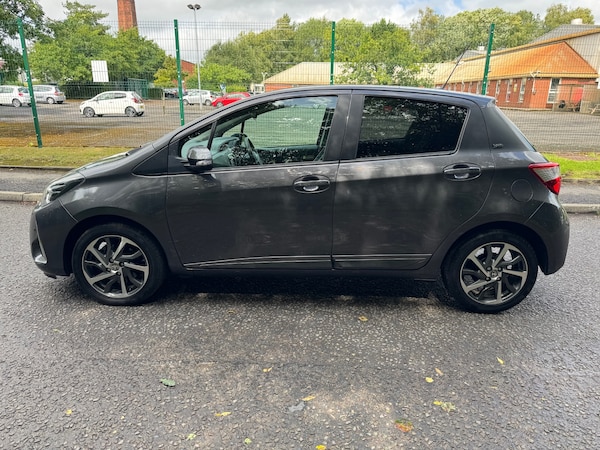 Used Toyota Yaris 2020 for sale - 75530274: Photo 4