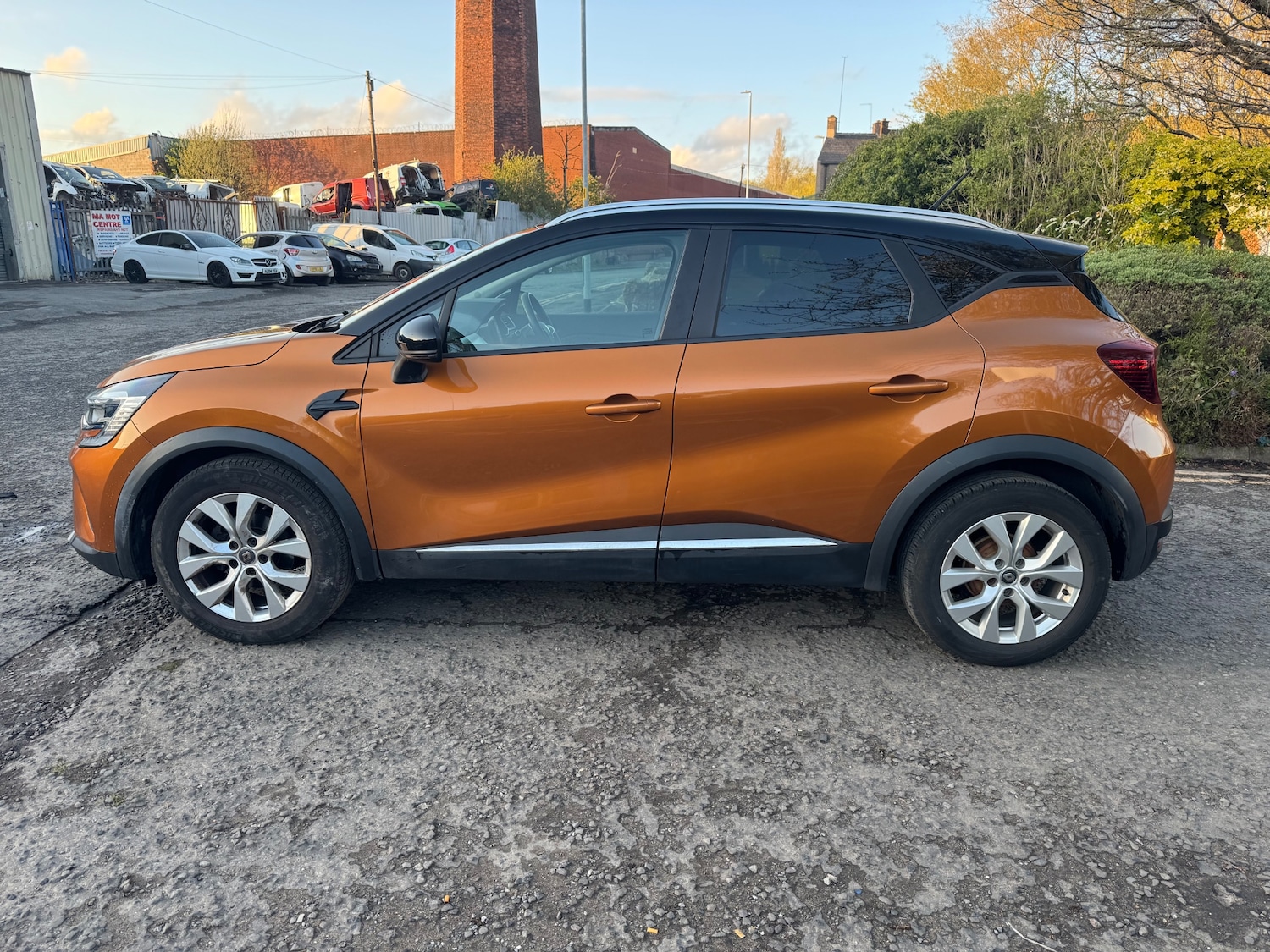 Used Renault Captur 2021 for sale - 78112221: Photo 4