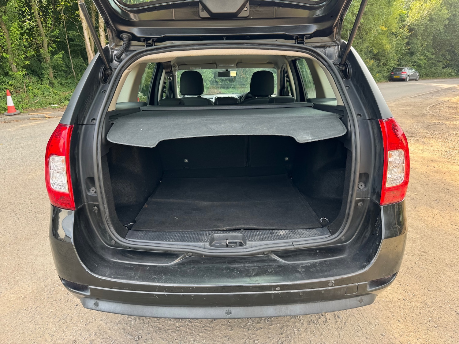 Used Dacia Logan MCV 2019 for sale - 76246467: Photo 13