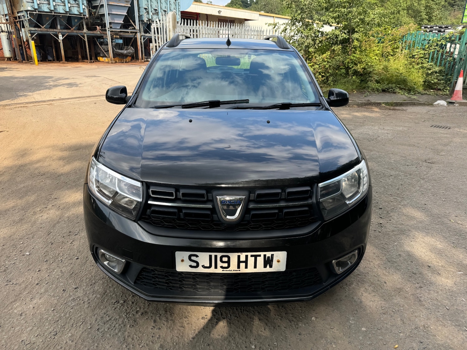 Used Dacia Logan MCV 2019 for sale - 76246467: Photo 2