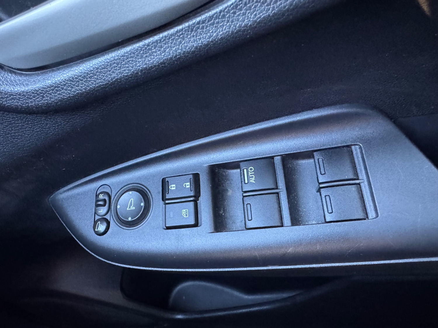 Used Honda Jazz 2016 for sale - 77129896: Photo 17