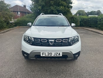 Used Dacia Duster 2020 for sale - 79680772: Photo