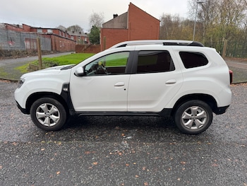 Used Dacia Duster 2020 for sale - 76596641: Photo