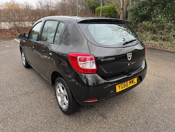 Used Dacia Sandero 2016 for sale - 77490141: Photo