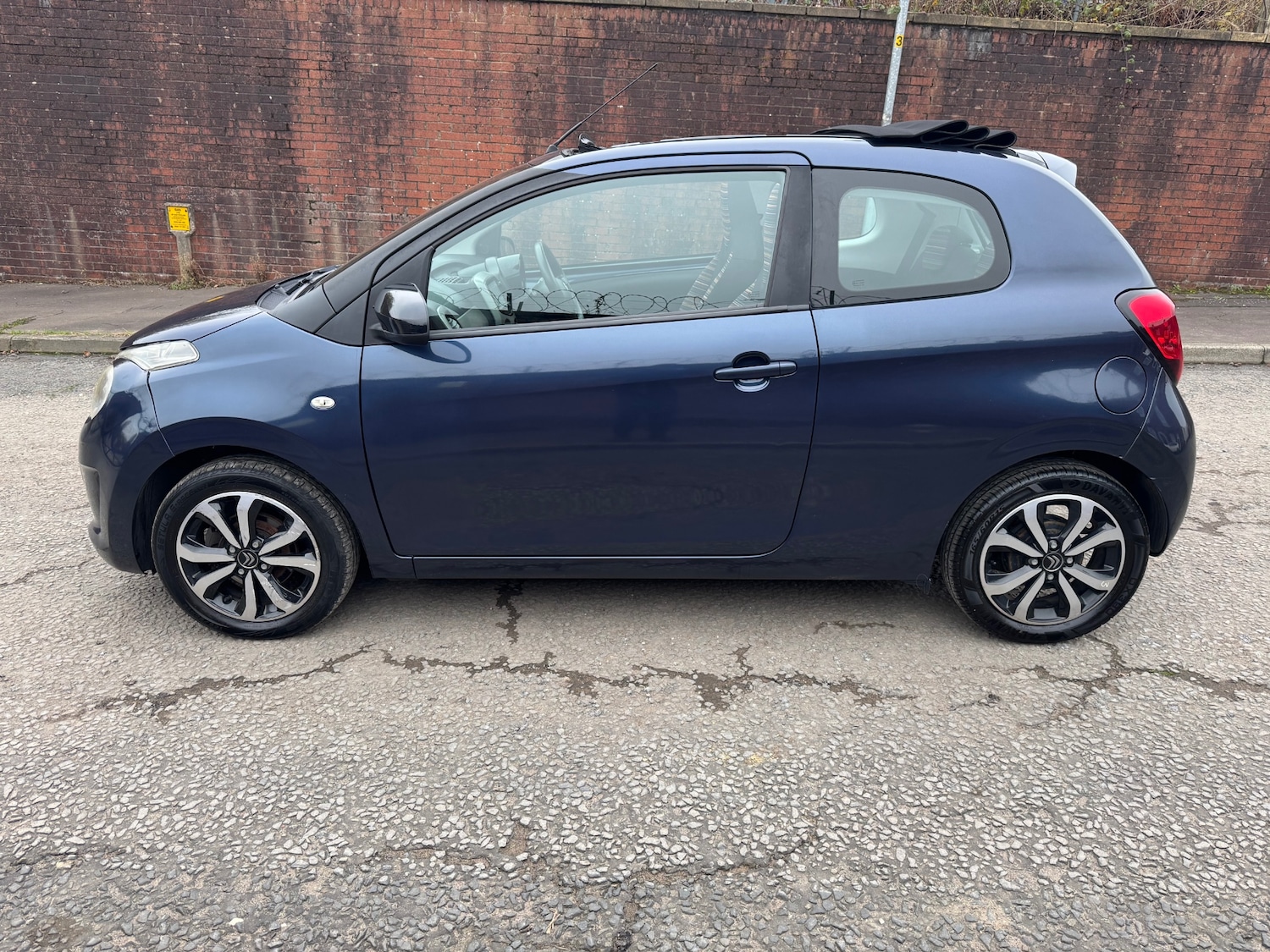 Used Citroen C1 2014 for sale - 76665223: Photo 3