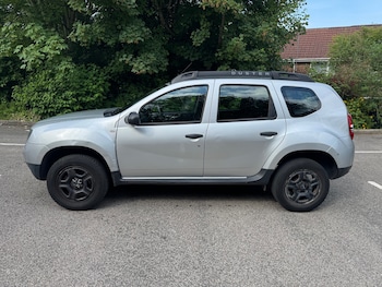 Used Dacia Duster 2018 for sale - 78977125: Photo