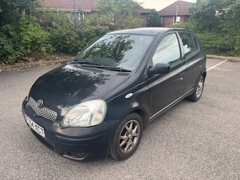 Used Toyota Yaris 2005 for sale - 79656718: Photo