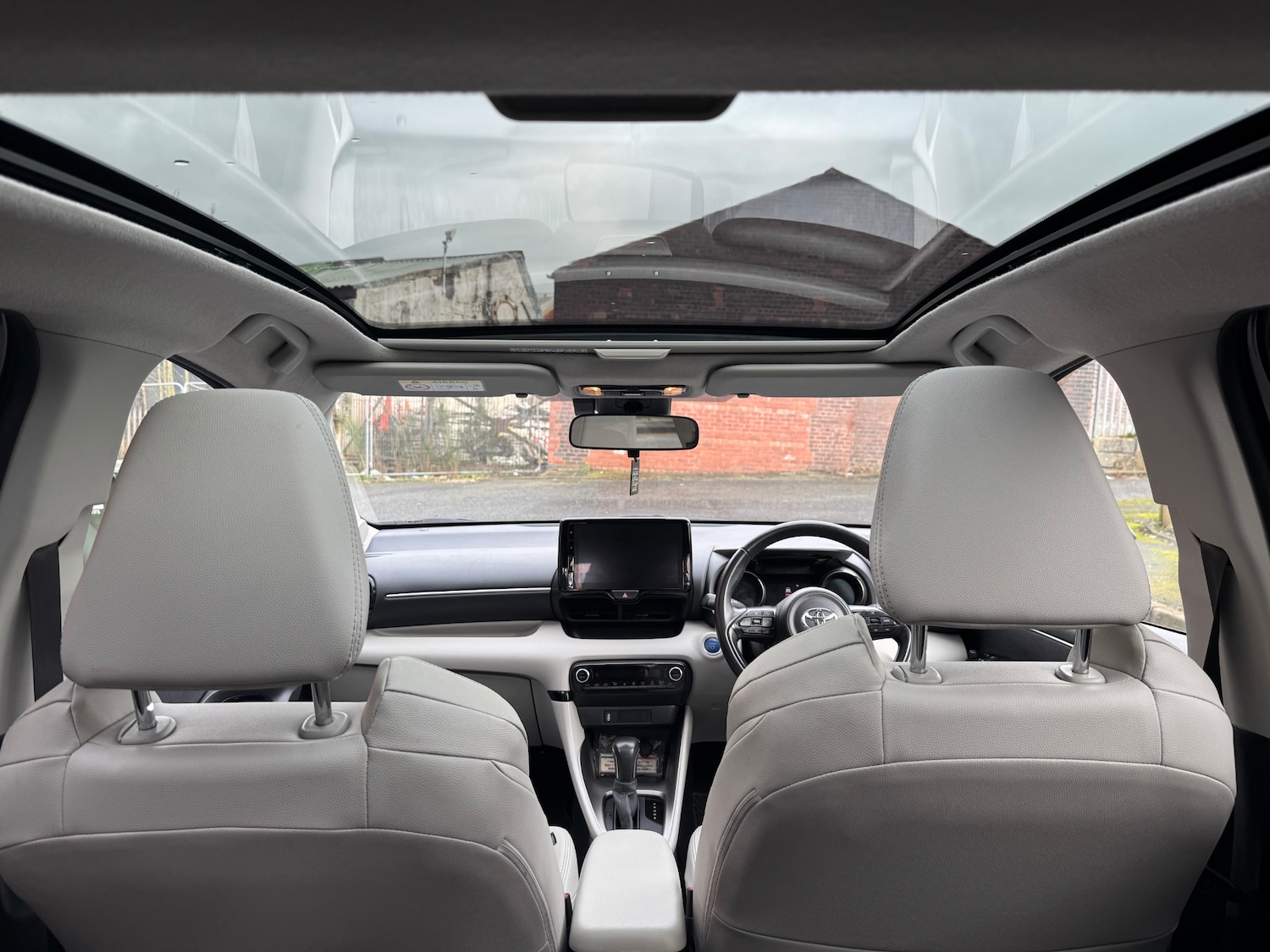 Used Toyota Yaris 2023 for sale - 77629413: Photo 14