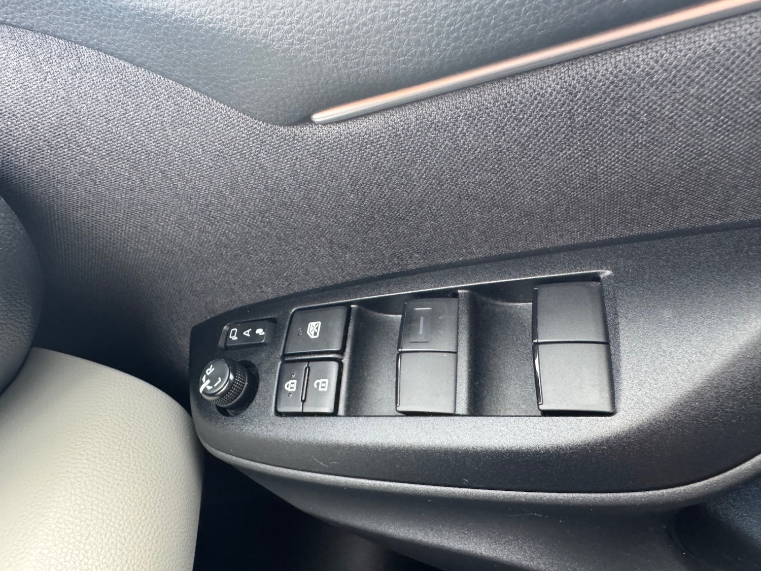 Used Toyota Yaris 2023 for sale - 77629413: Photo 16