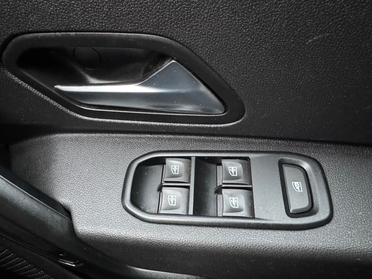 Used Dacia Duster 2020 for sale - 76269585: Photo 16