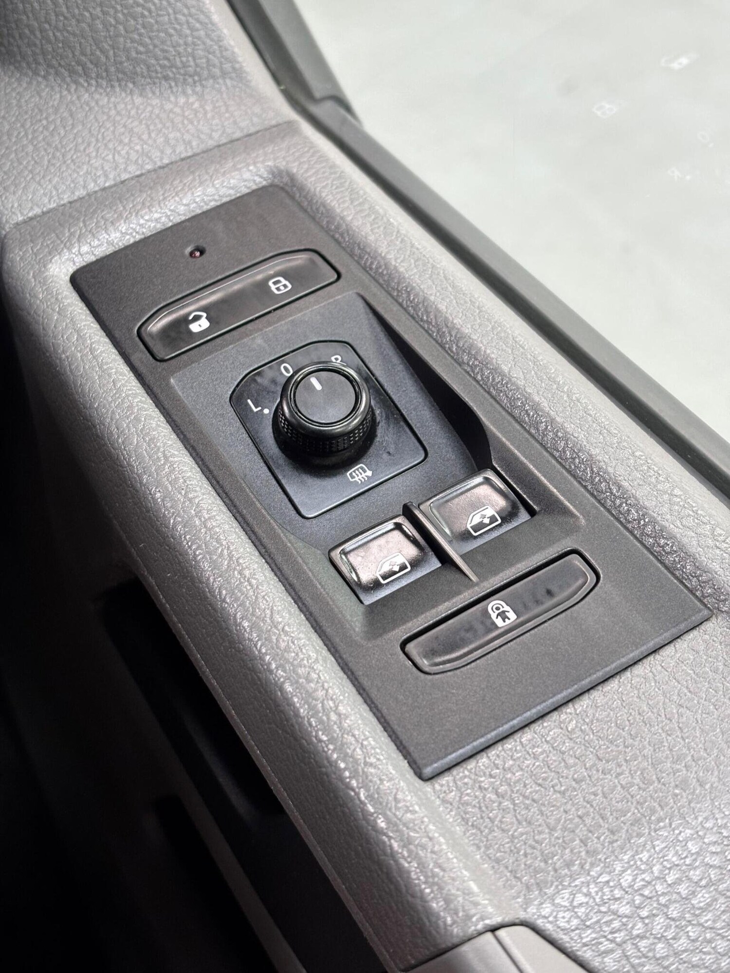 Used Volkswagen Transporter 2020 for sale - 76324765: Photo 27