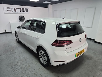 Used Volkswagen Golf 2018 for sale - 75497051: Photo