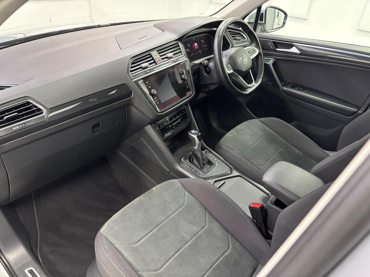 Used Volkswagen Tiguan 2020 for sale - 76324833: Photo 10
