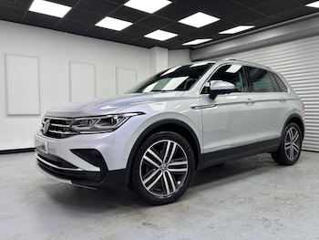 Volkswagen - Tiguan