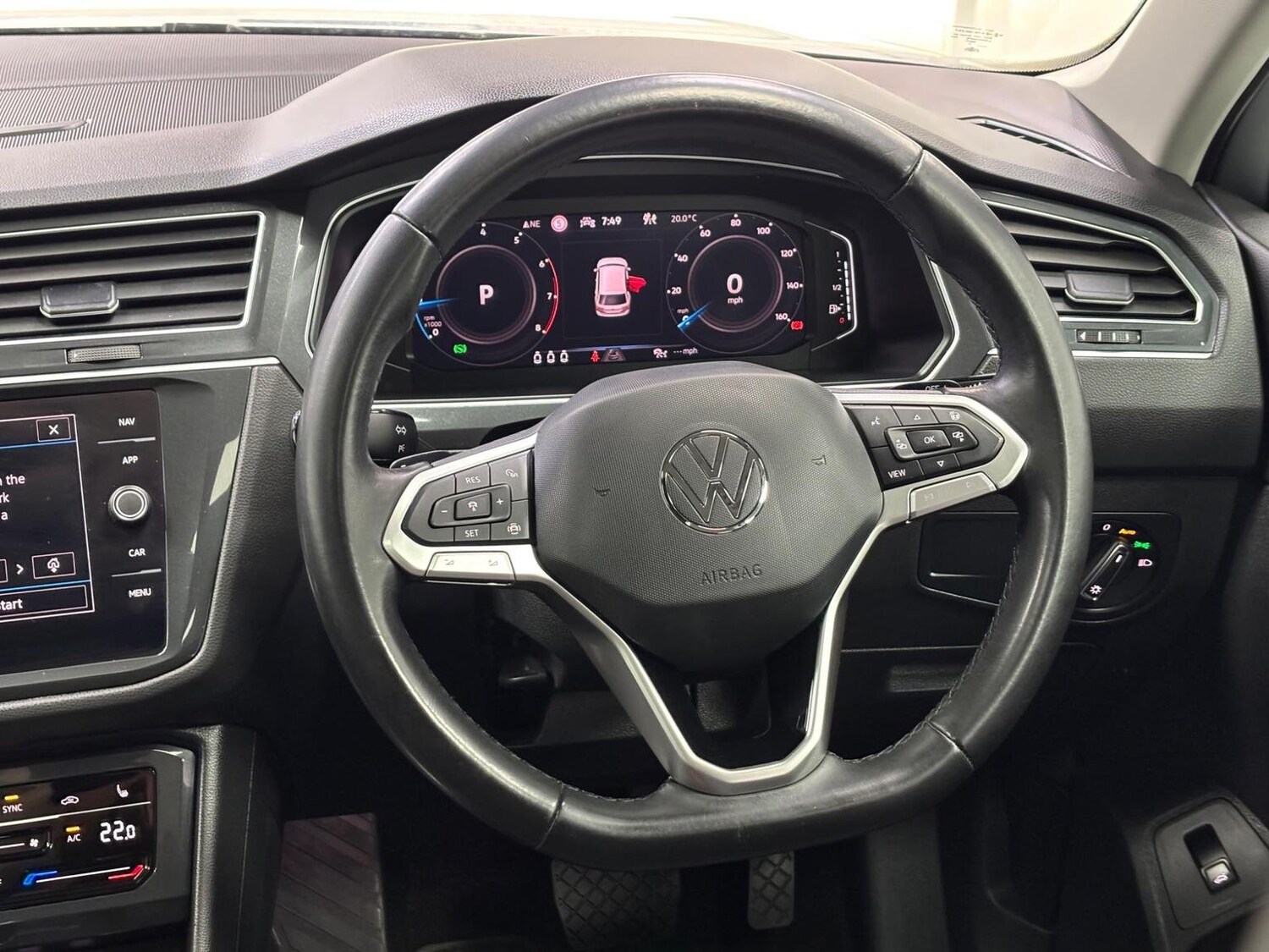 Used Volkswagen Tiguan 2020 for sale - 76324833: Photo 36