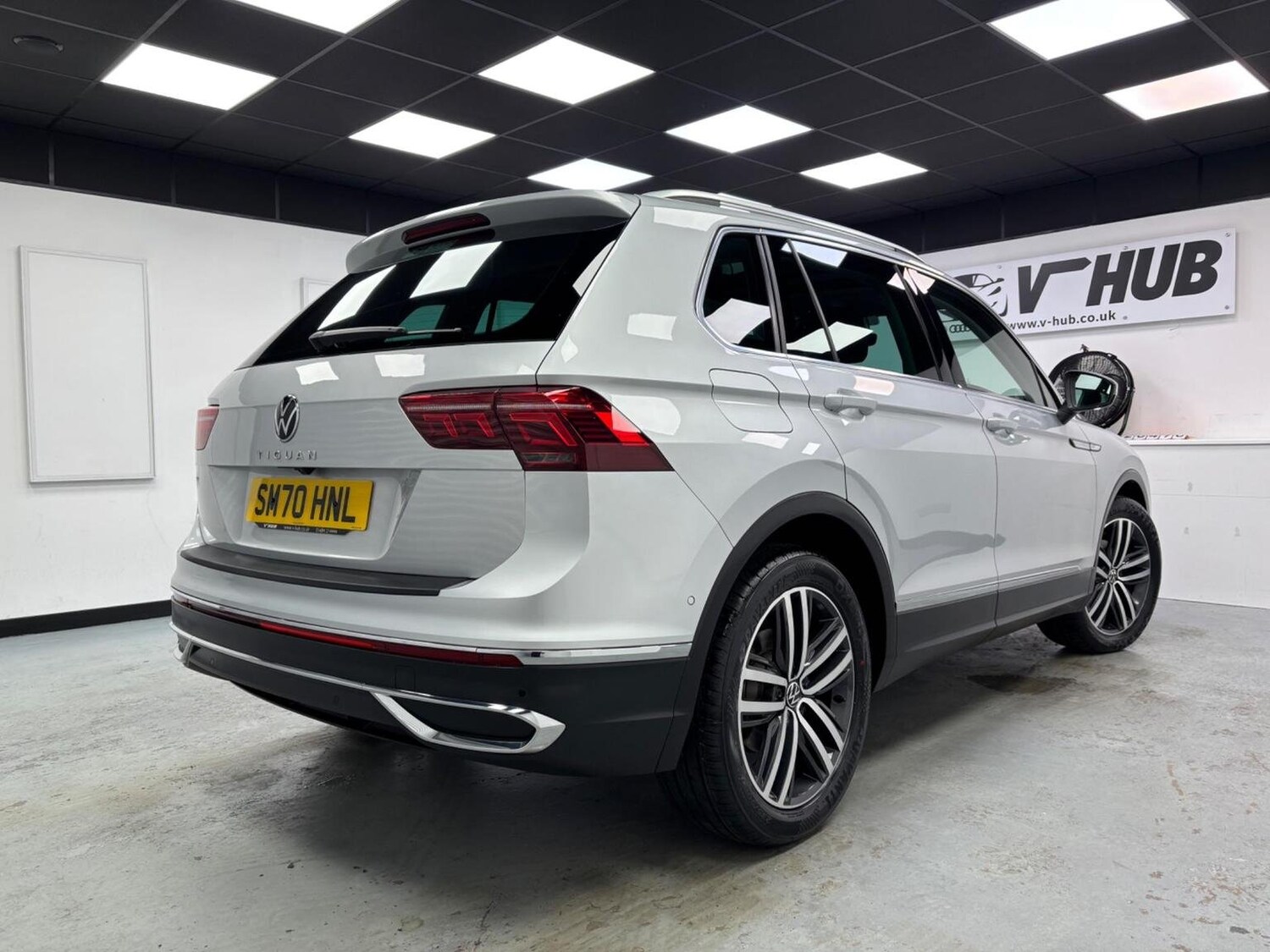 Used Volkswagen Tiguan 2020 for sale - 76324833: Photo 9